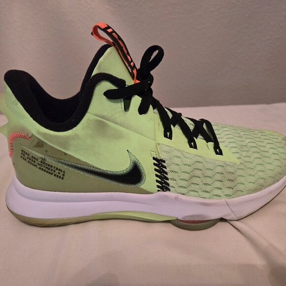 Nike LeBron Witness 5 \'Grinch\' CQ9380-300, Men\'s 11 Lime Basketball Sneakers main image 6